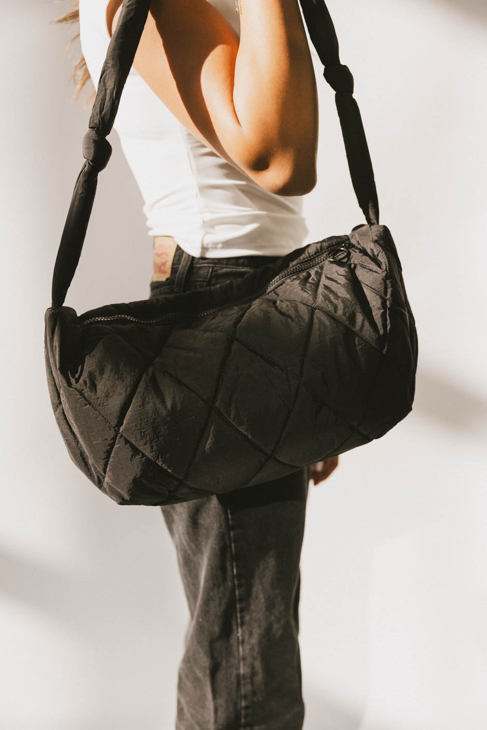 black tote bag