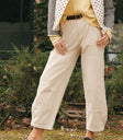 Angela Barrel Jeans in Cream