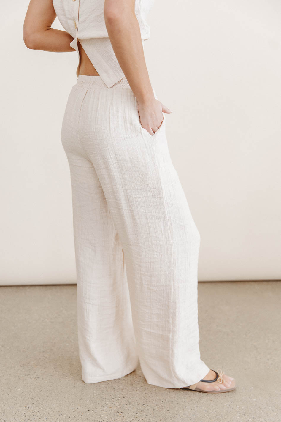 two hand pockets pants