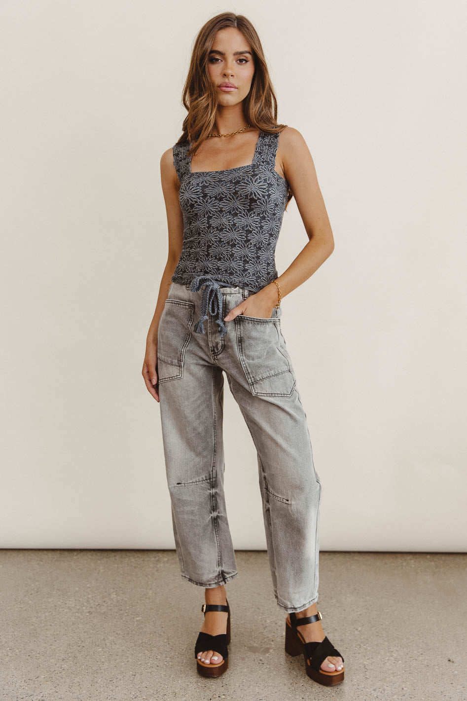 Barrel denim pants in grey