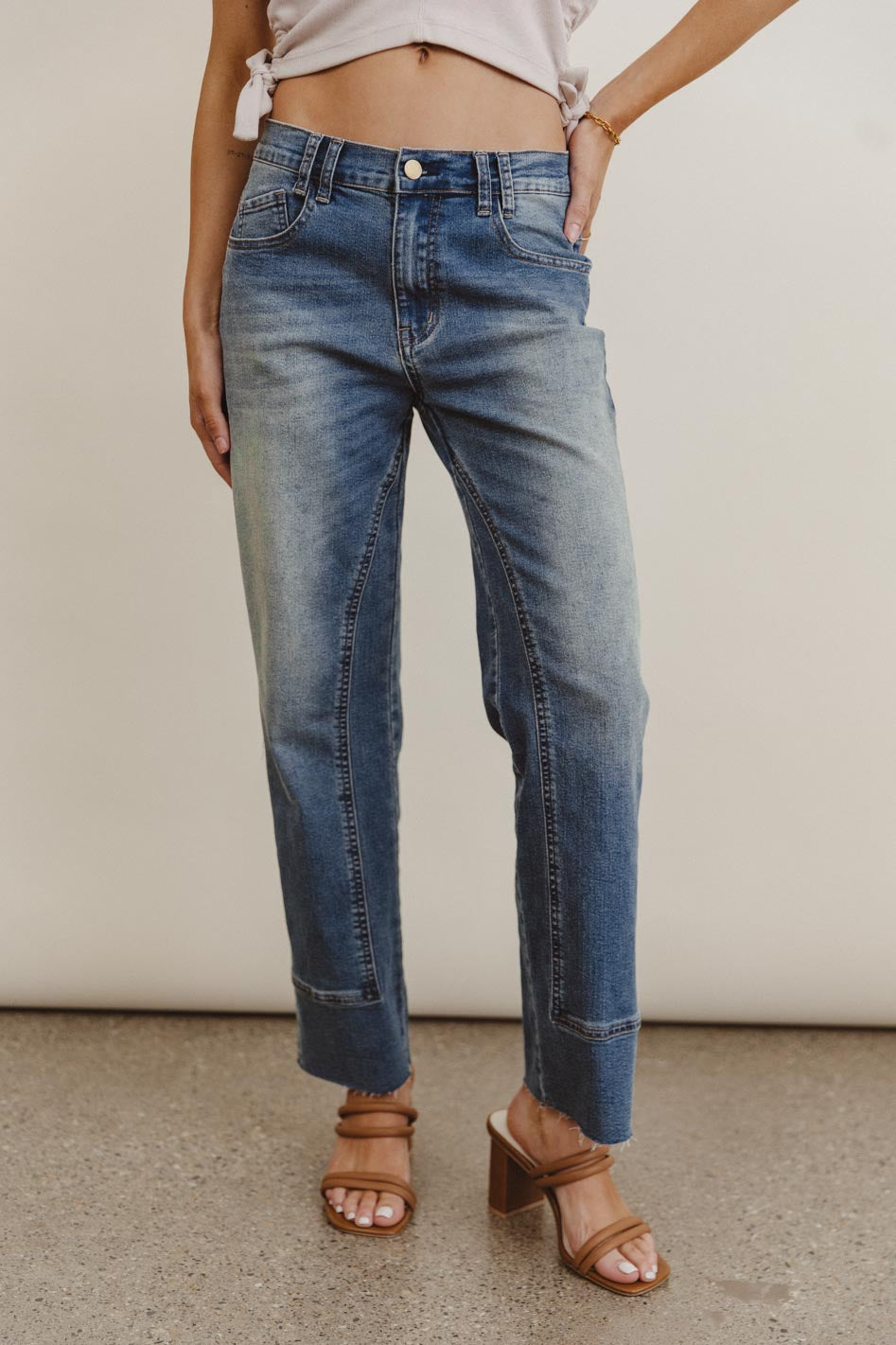 Low rise denim in medium wash