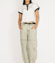 Angela Barrel Jeans in Olive