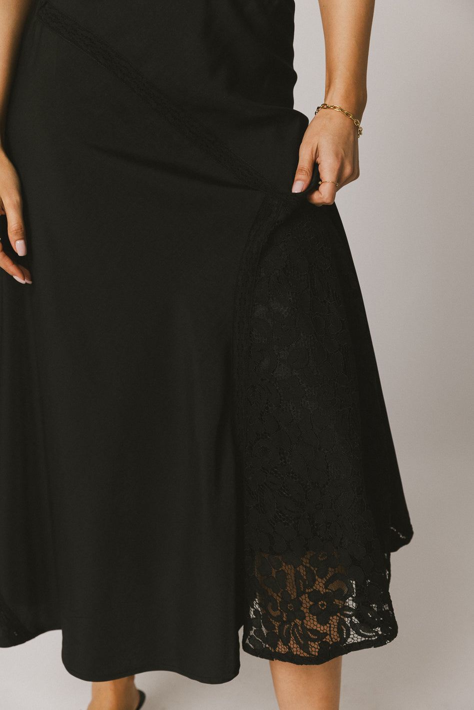 lace trim details