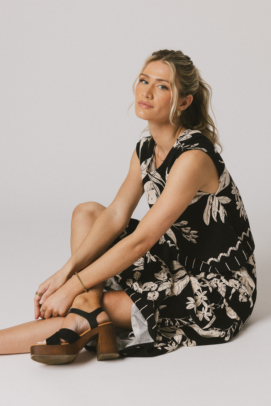 linen black skirt