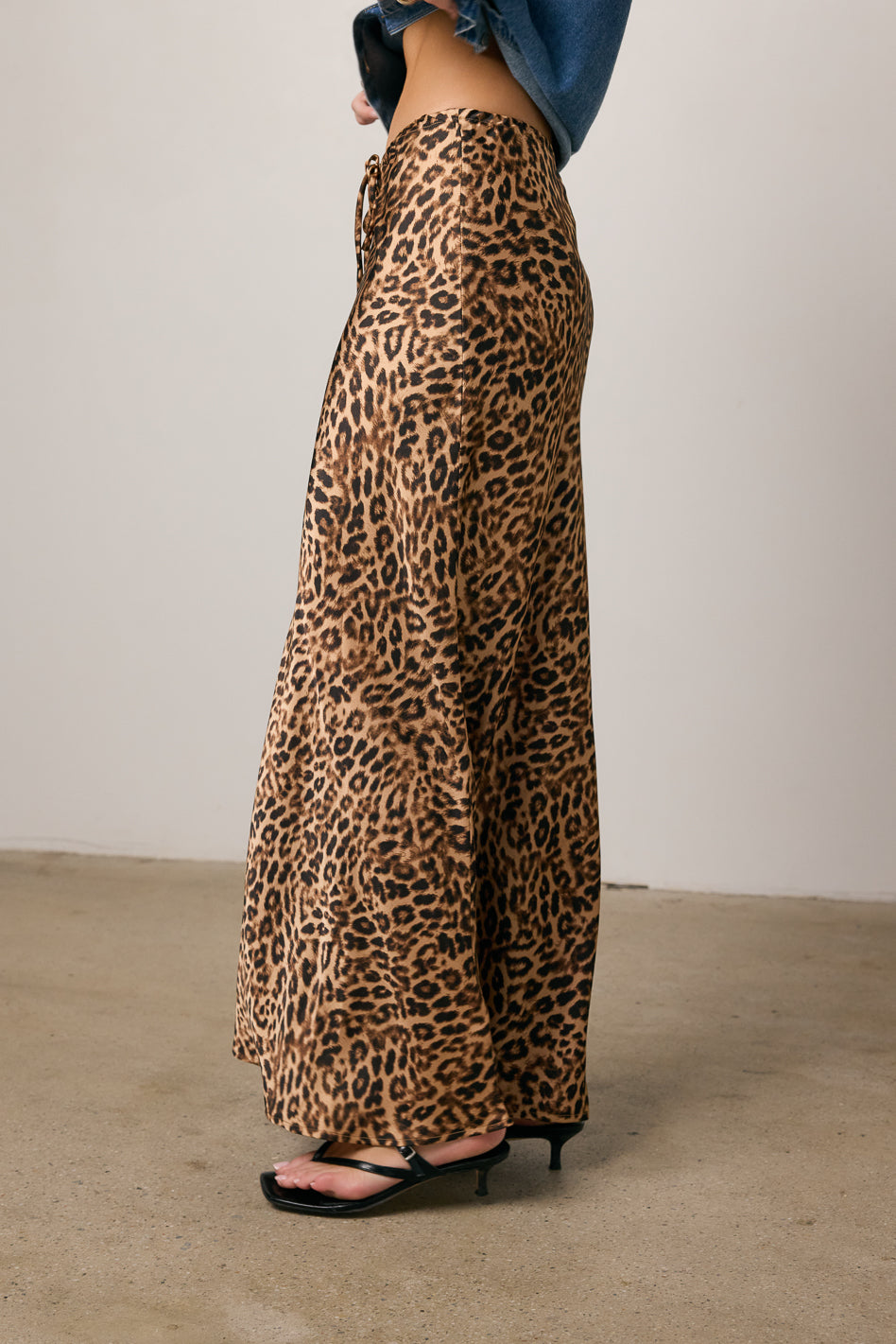 leopard print skirt