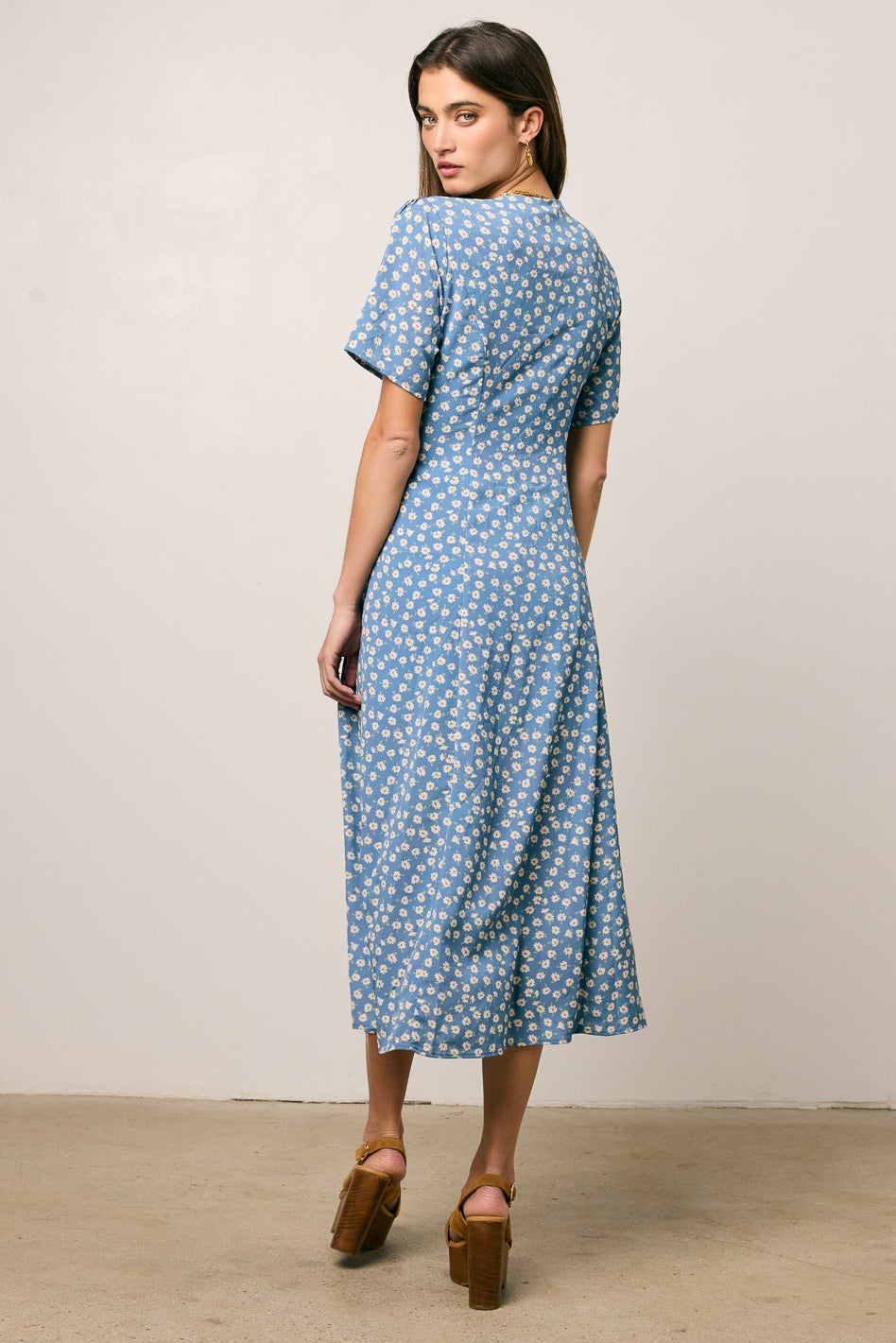 Malik Floral Midi Dress in Blue
