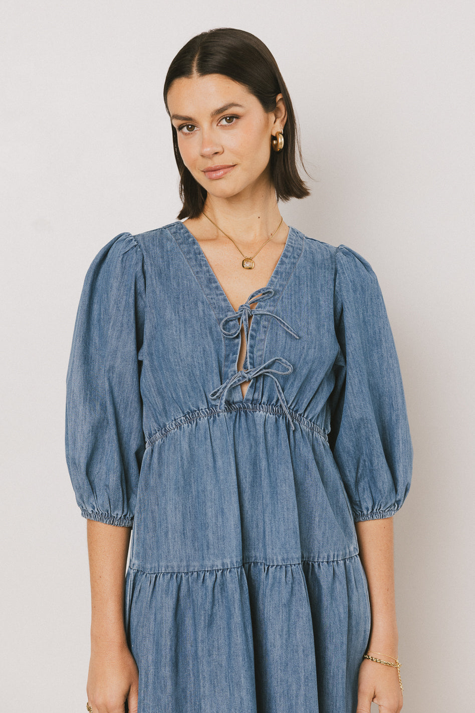 TWO TIE BOWS ON DENIM DRESS