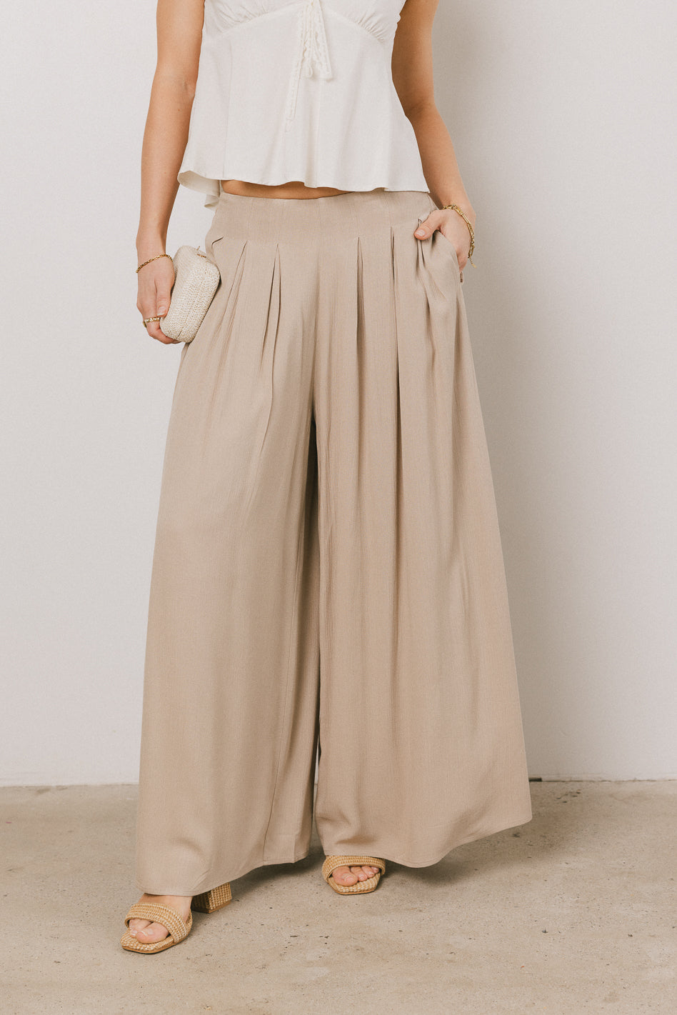 Kiaan Baggy Pants in Tan