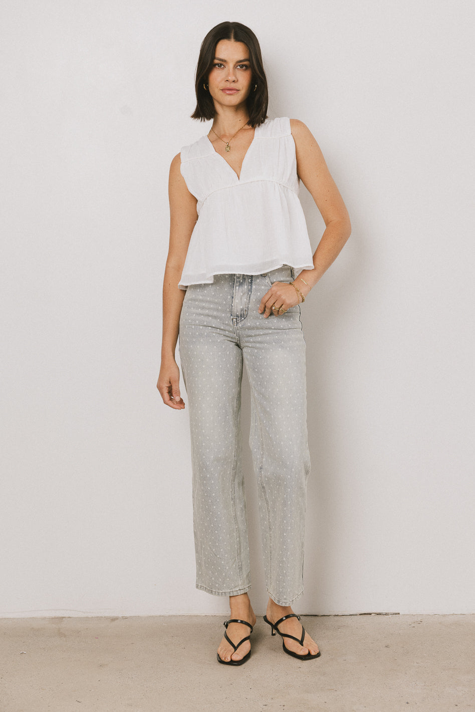 BLOUSE IN WHTIE