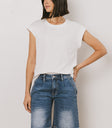 tee shirt in white