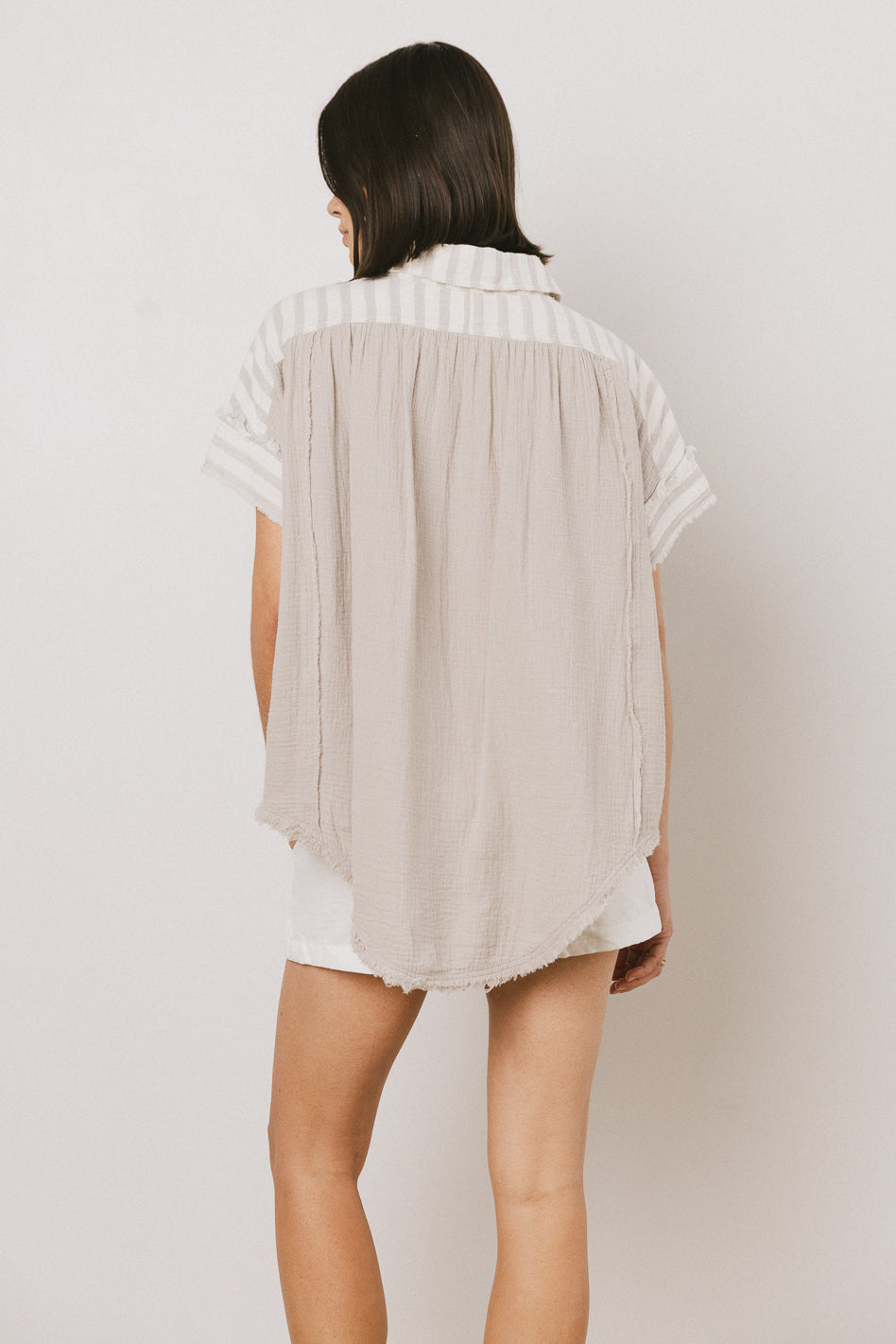collared blouse