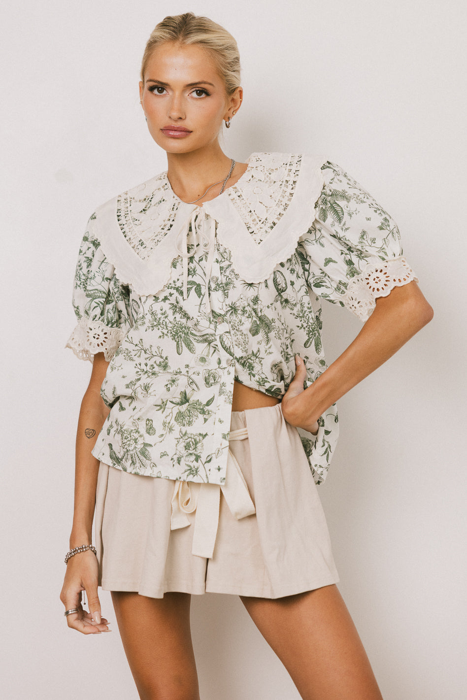 puff sleeve blouse