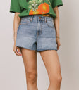 MEDIUM WASH DENIM SHORTS