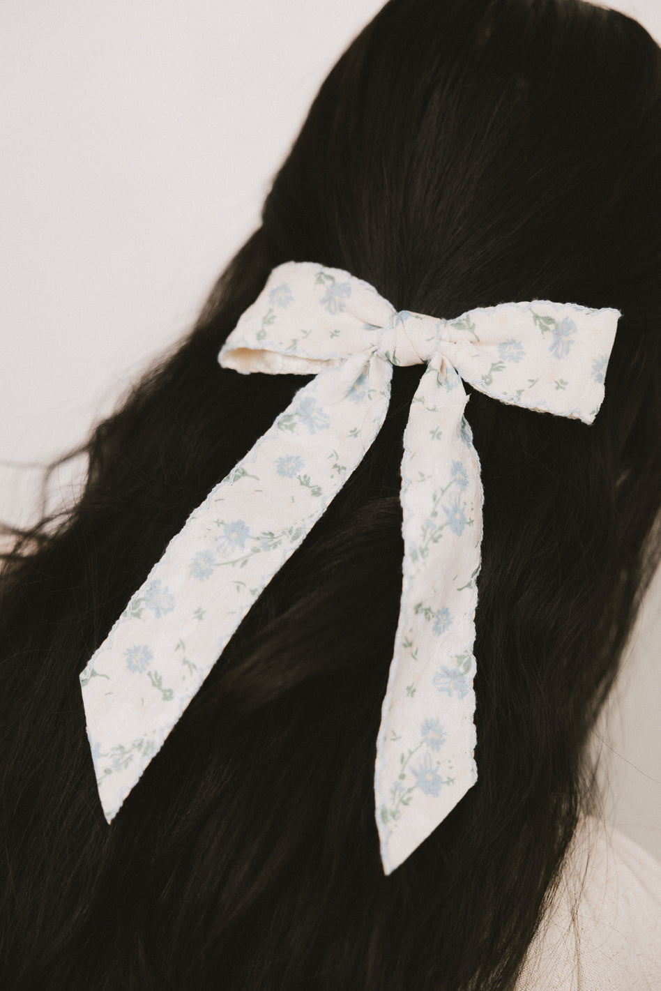 Callan Floral Bow in Blue
