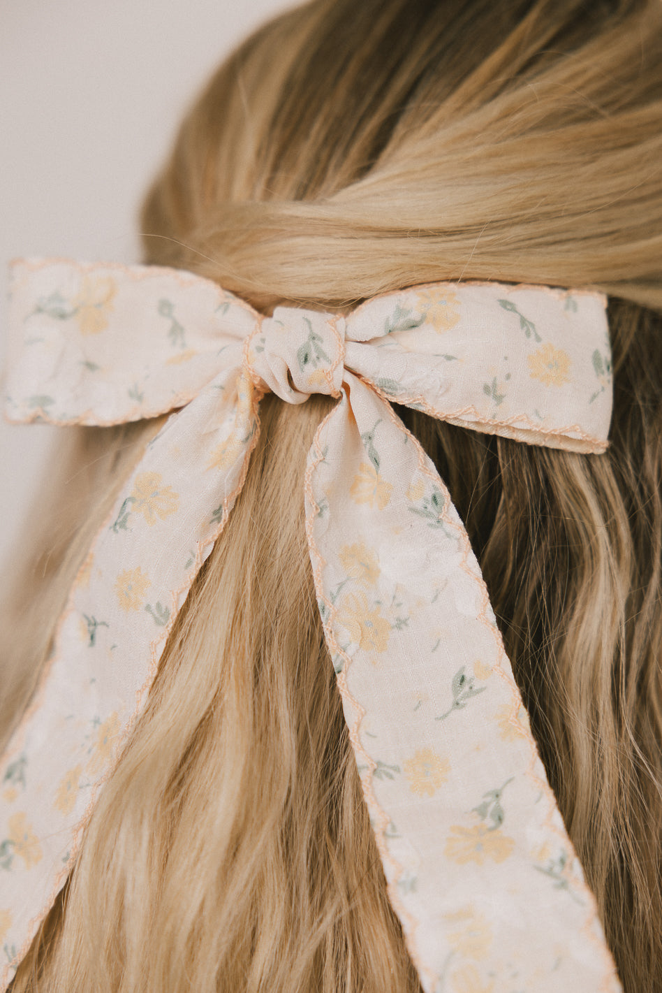 Callan Floral Bow in Yellow