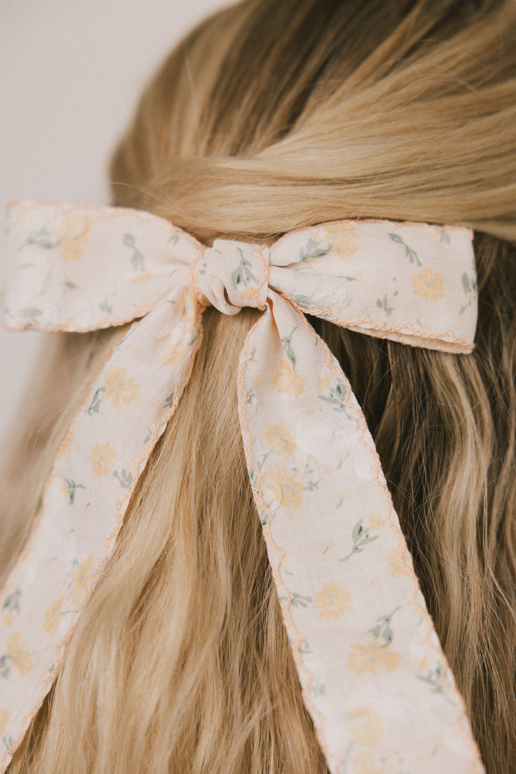 Callan Floral Bow in Yellow