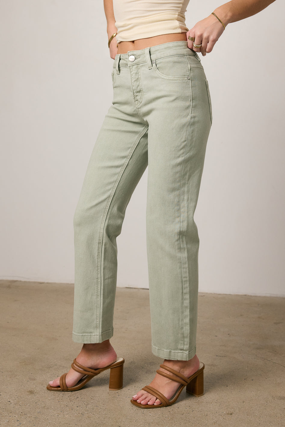 straight leg jeans