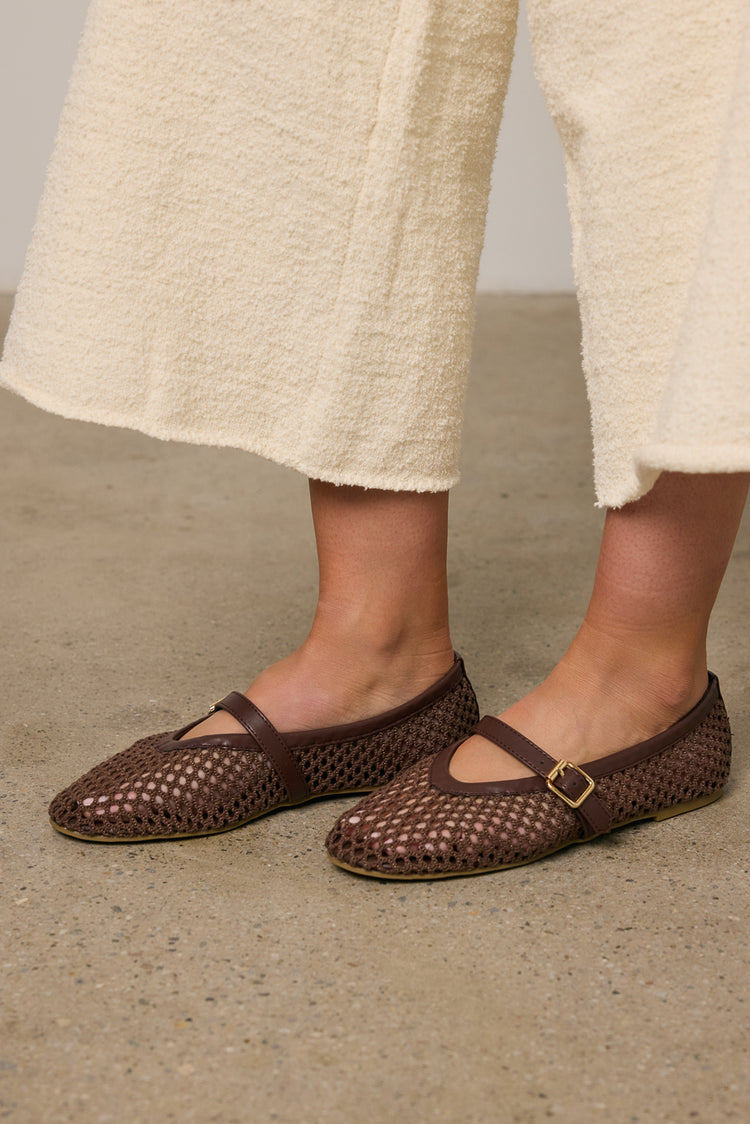 Coconuts by Matisse Nolita Ballet Flats in Brown
