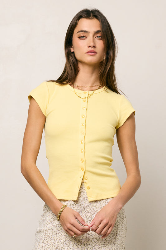 Vestia Button Up Tee in Yellow